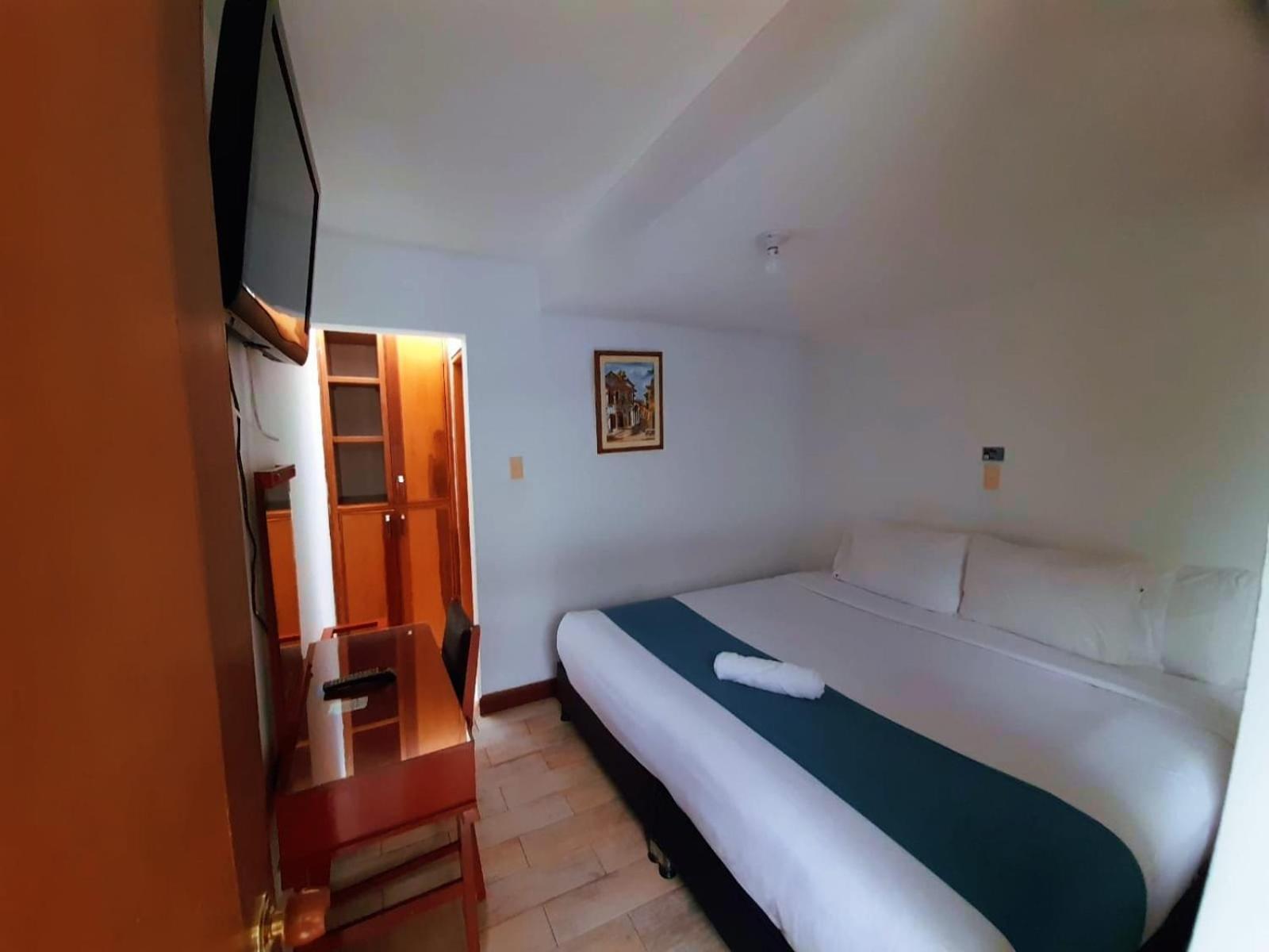 Hotel El Cid Plaza Premium Tunja Kültér fotó